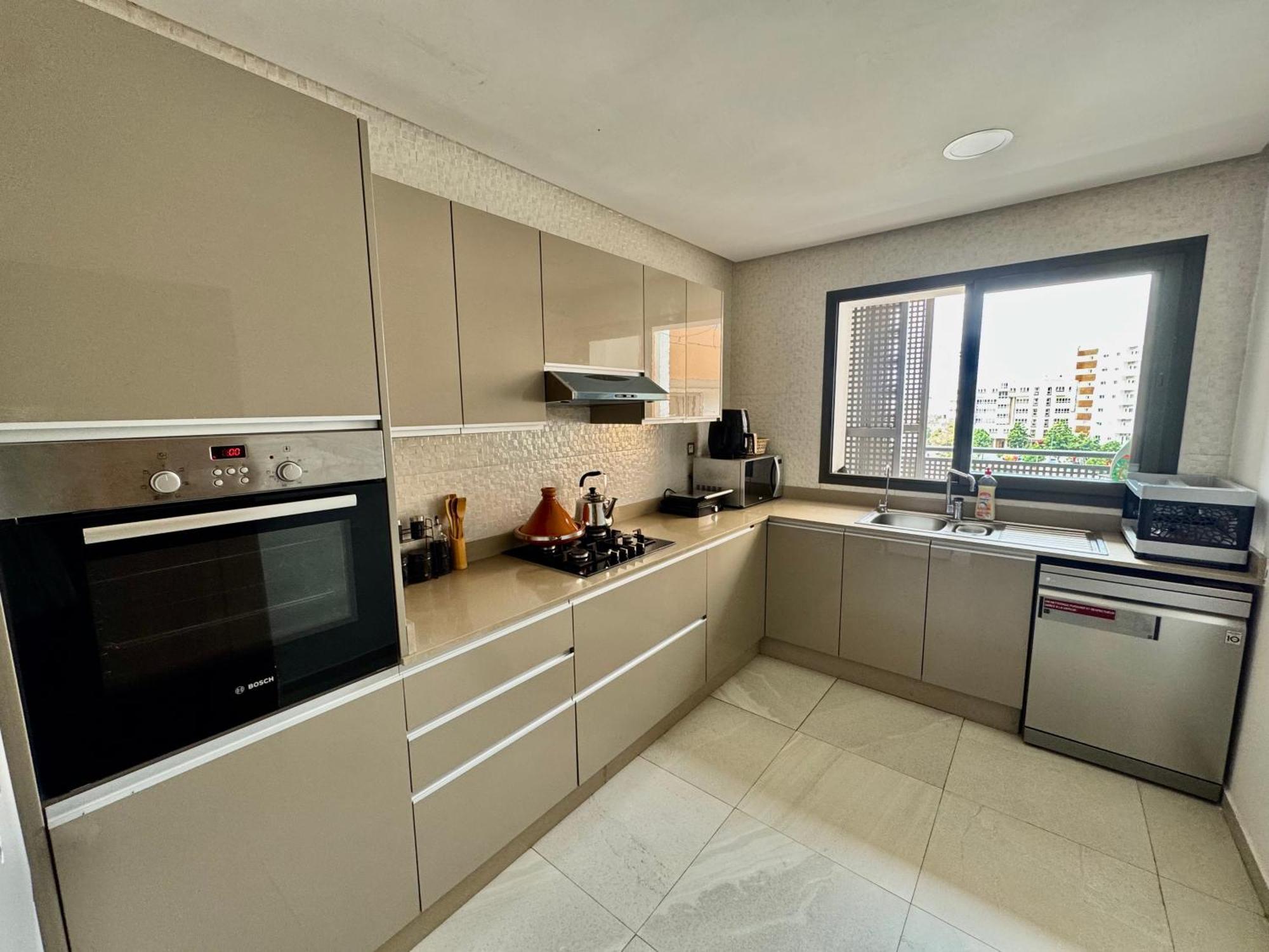 Appartement Moderne Et Bien Situe A Agadir